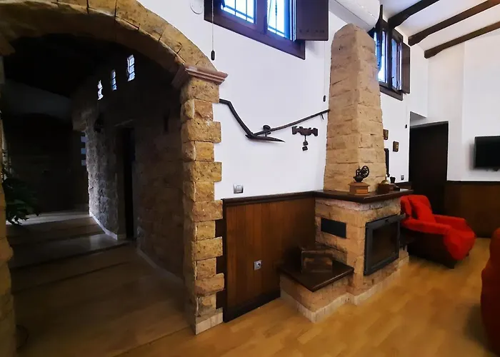 Casa Cueva Villa Aday